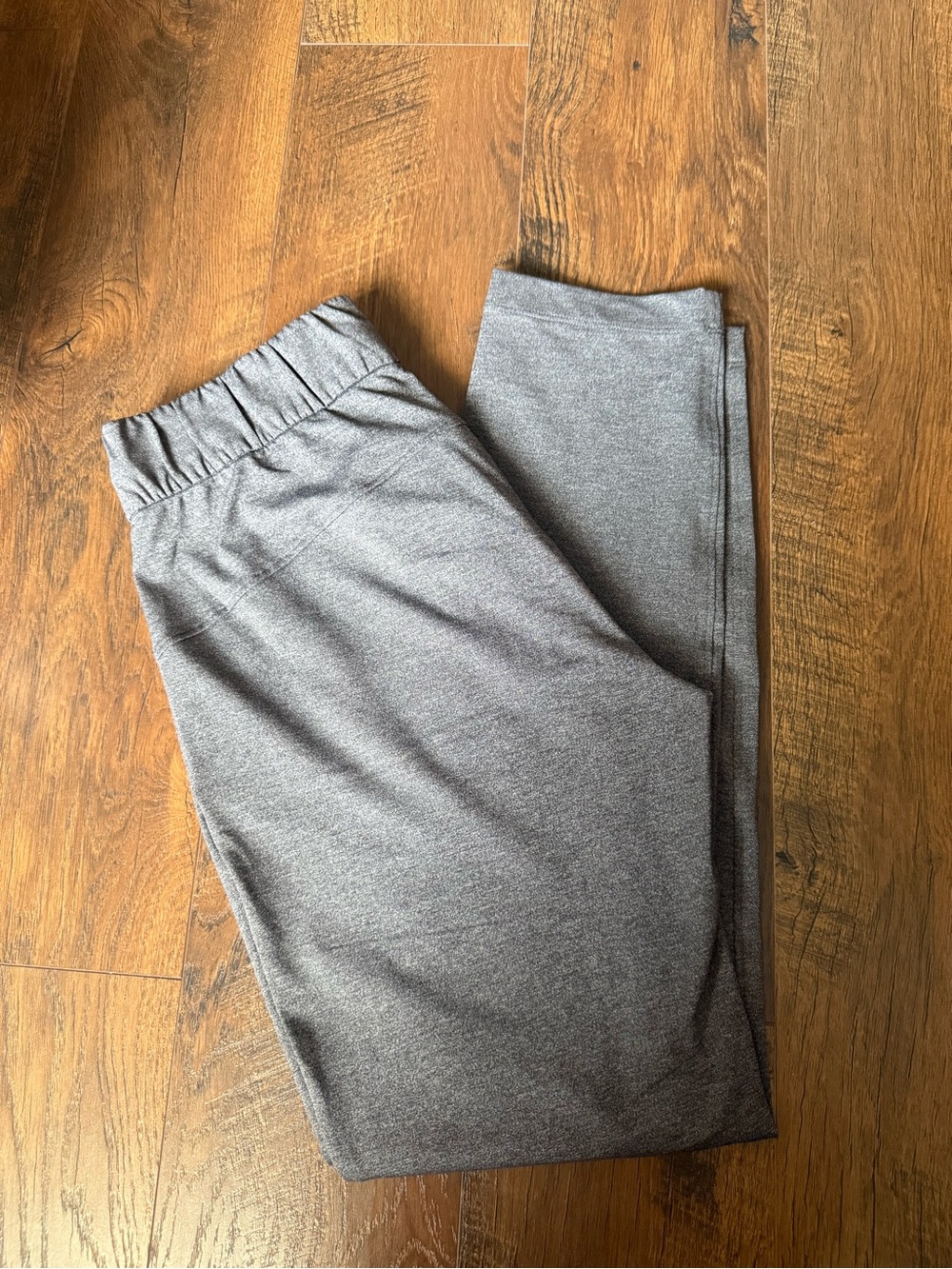 Lululemon Smooth Fit Pull-On High-Rise Pants in Grey